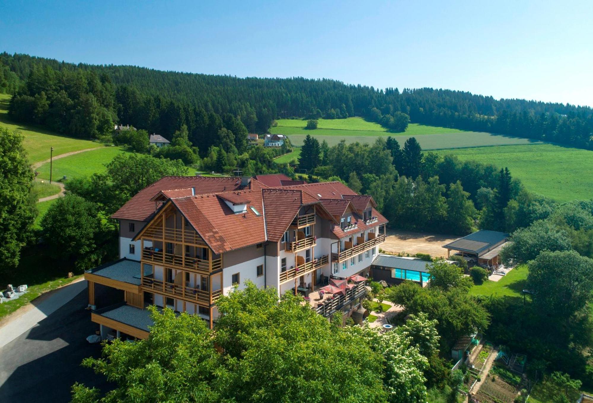 Hotel Schwengerer Monichwald Exterior photo